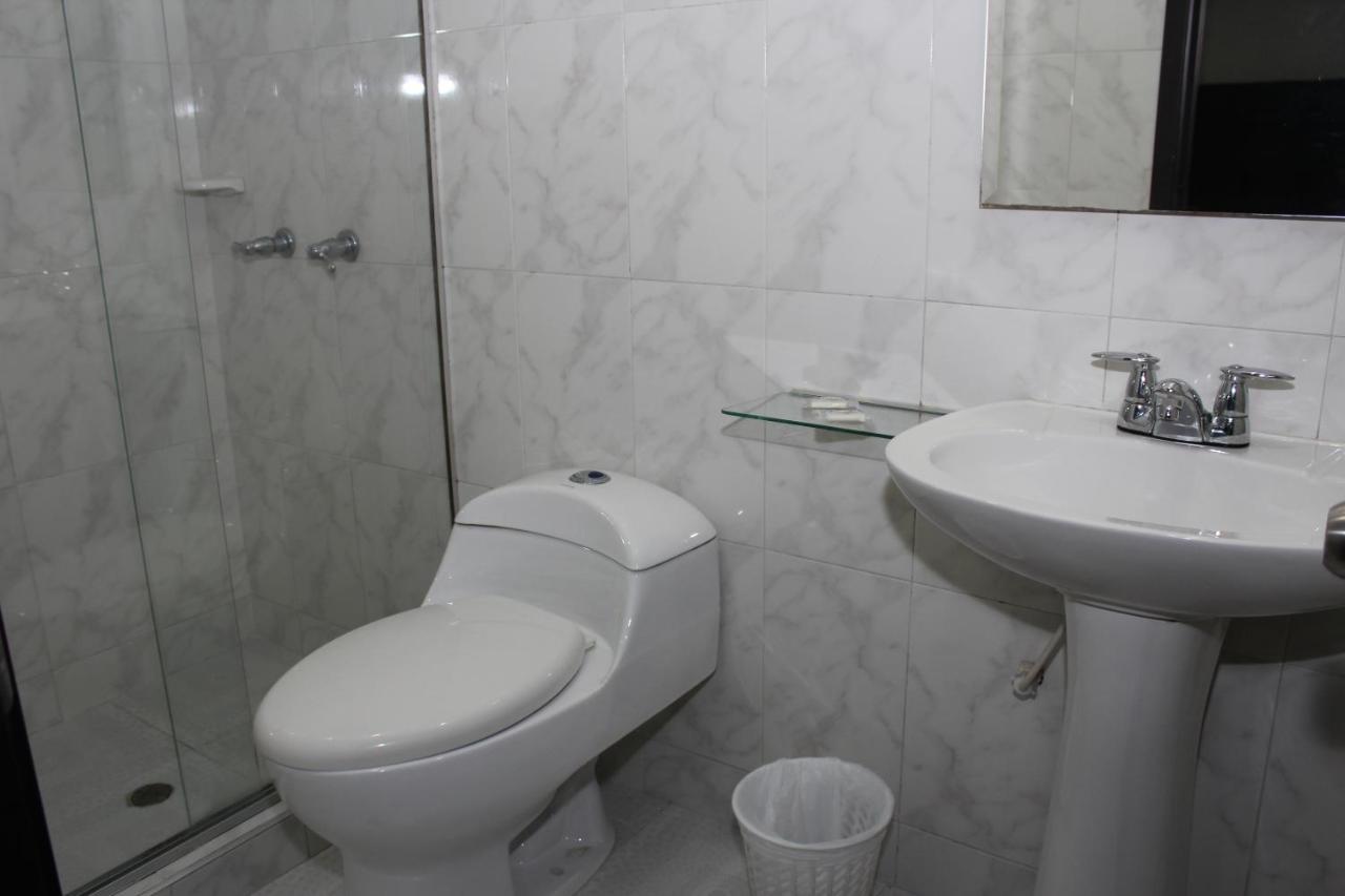 Hotel Dorado Plaza Богота Экстерьер фото