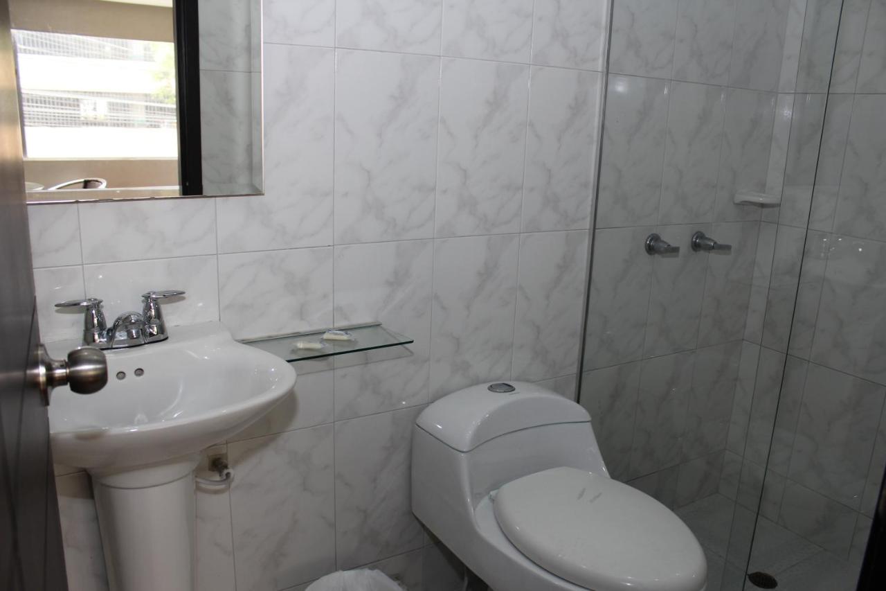 Hotel Dorado Plaza Богота Экстерьер фото