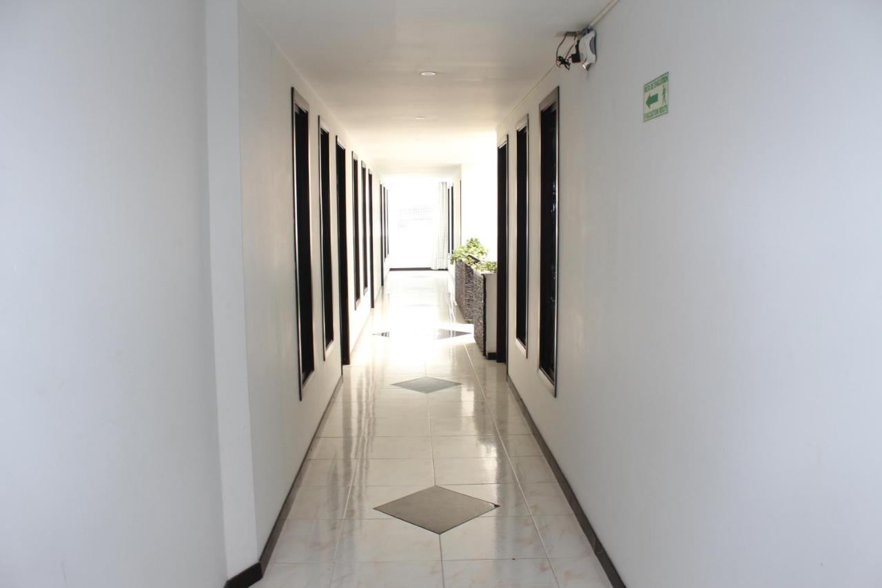 Hotel Dorado Plaza Богота Экстерьер фото