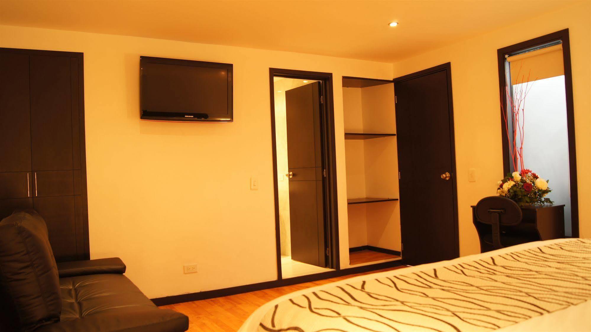 Hotel Dorado Plaza Богота Экстерьер фото